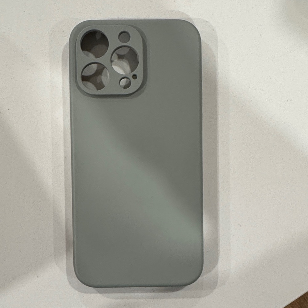 Sleek Green Phone Case iPhone 15 Pro Max